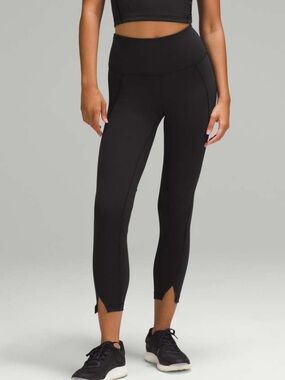 lululemon athletica Wunder Train High-Rise
Tight Hem Slit